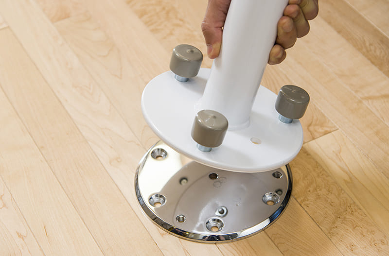 Home2stay Floor-Mounted Advantage Rail Detail