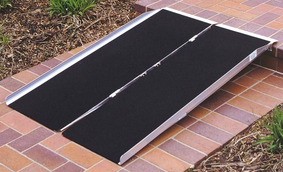 Self Supporting Threshold Ramps