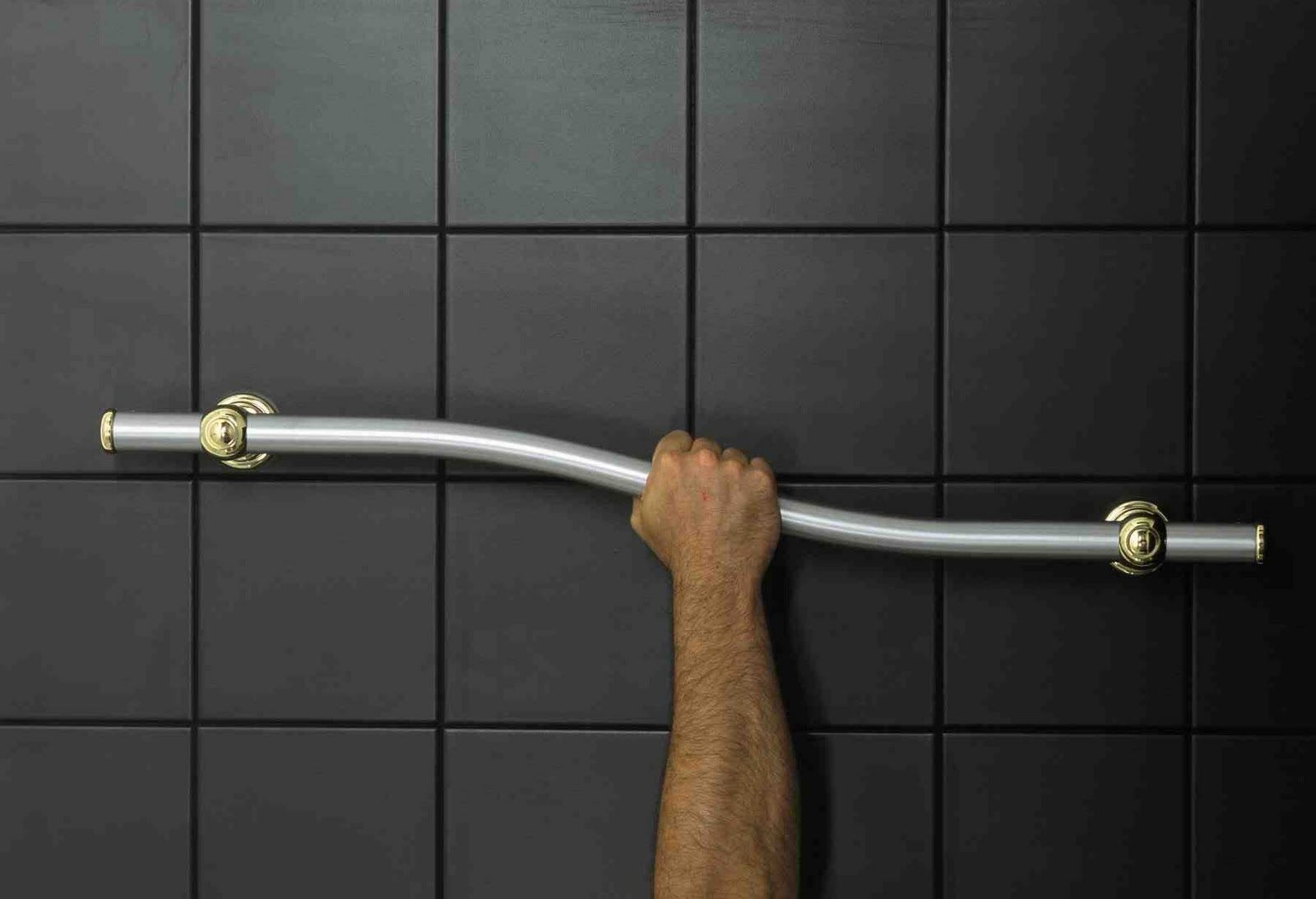 From Safety to Style: Modern Grab Bars in Vancouver
