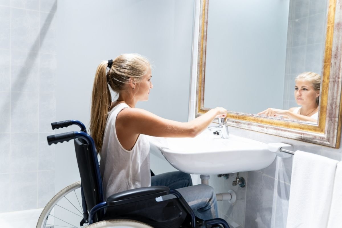 5 Products Every Accessible Bathroom Needs