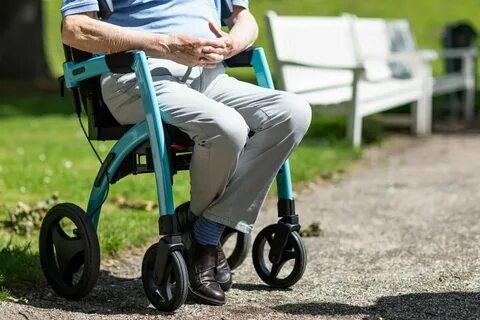 Assistive Devices for Elderly: Modern Tools That Make Life Easier