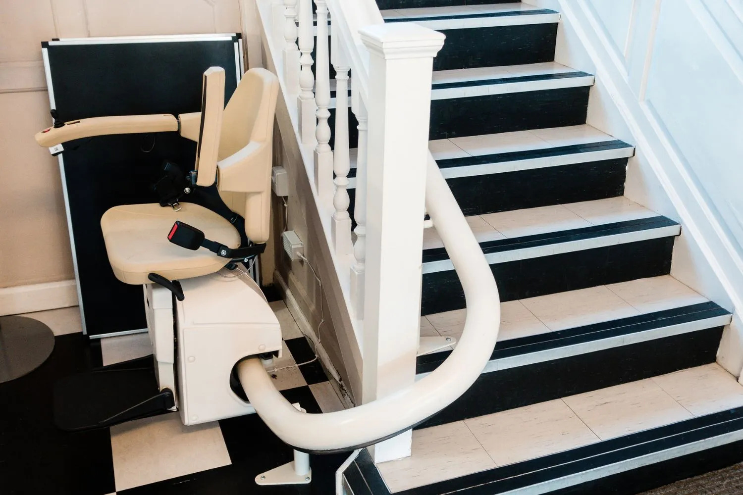 Vancouver Stair Lifts Explained: Costs, Benefits, and Installation Process