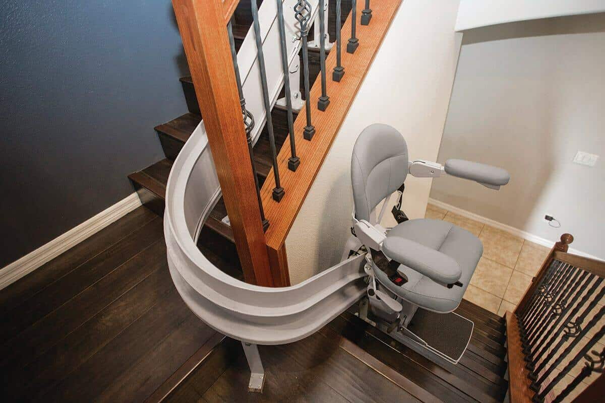 Custom Curved Stairlift