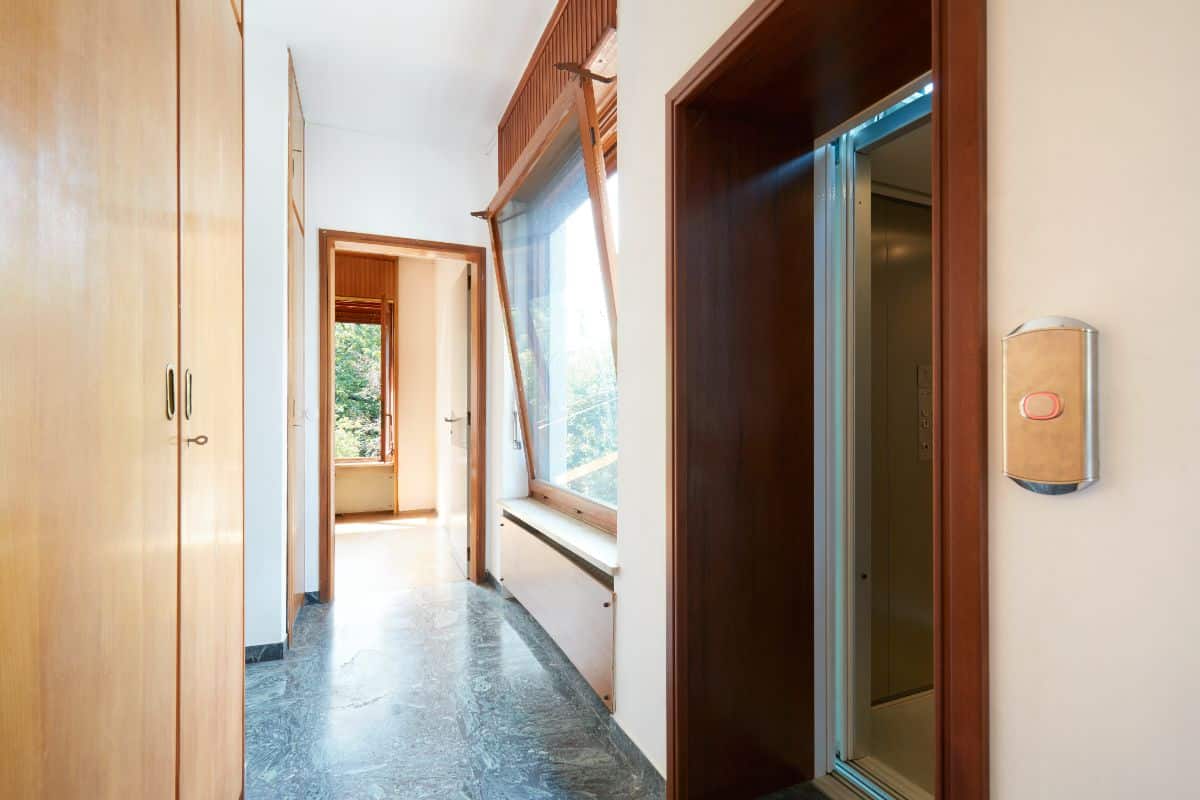 4 Common Types of Home Elevators in Vancouver