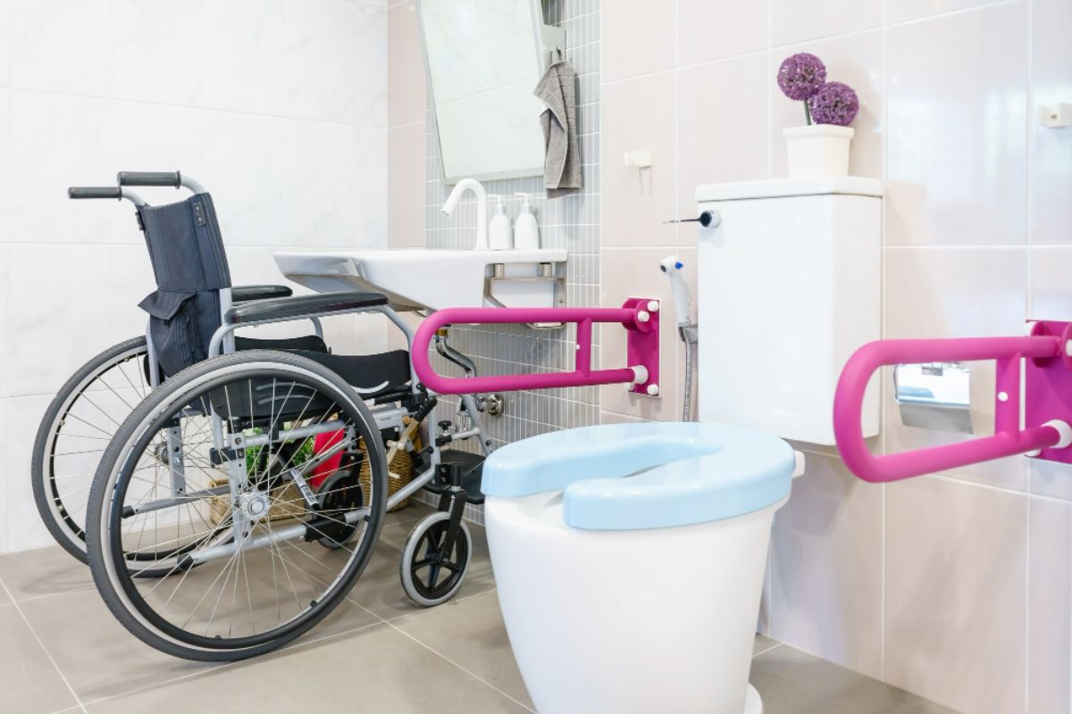 What are the Benefits of Accessible Bathrooms?